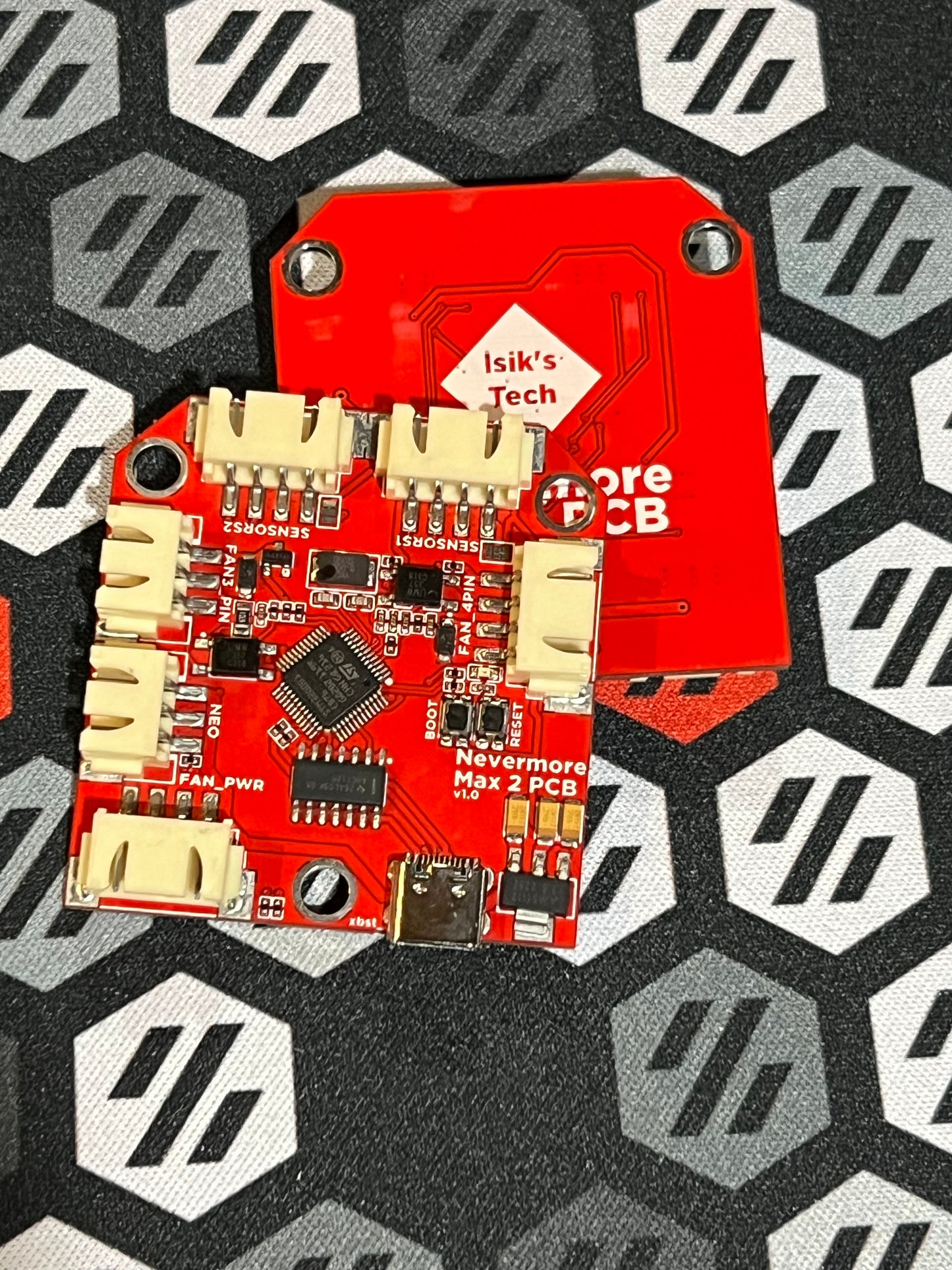 Nevermore Max 2 Red PCB by xbst_isik